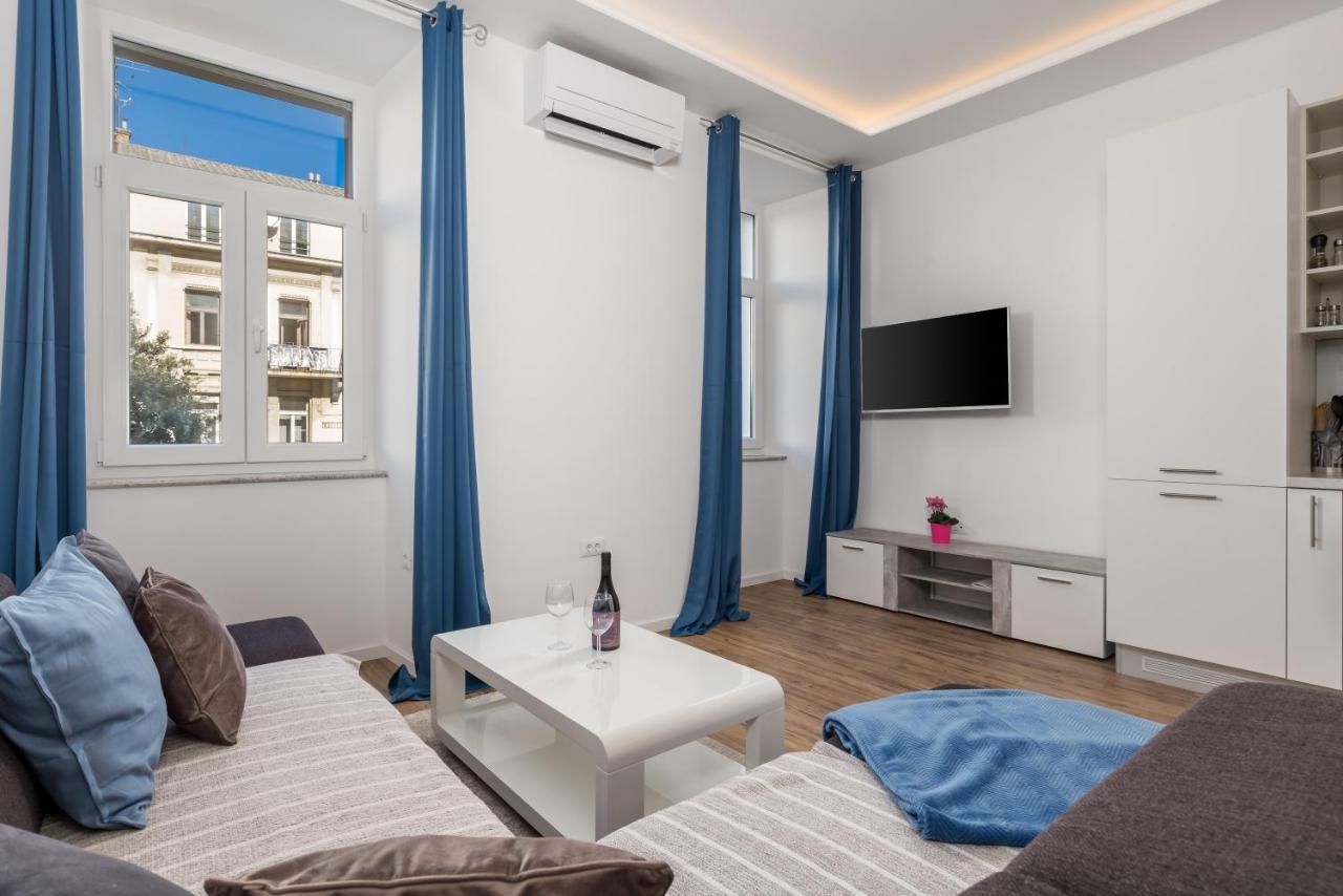 Mary Apartment #1 Fiume Esterno foto